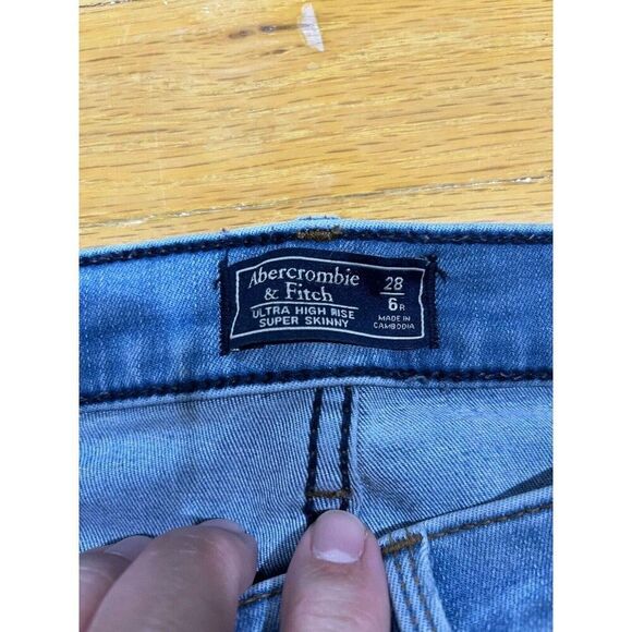 Abercrombie Fitch Jeans Womens 28/6 Ultra High Rise Super Skinny Denim - Picture 3 of 7